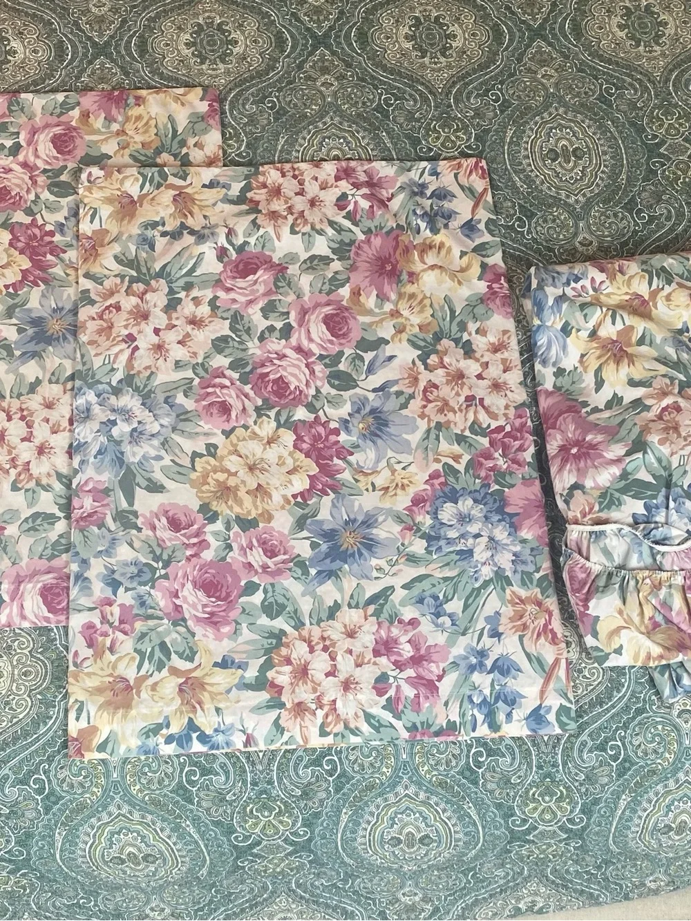 Vintage Springmaid Sheet and Pillow cases Floral Cottagecore